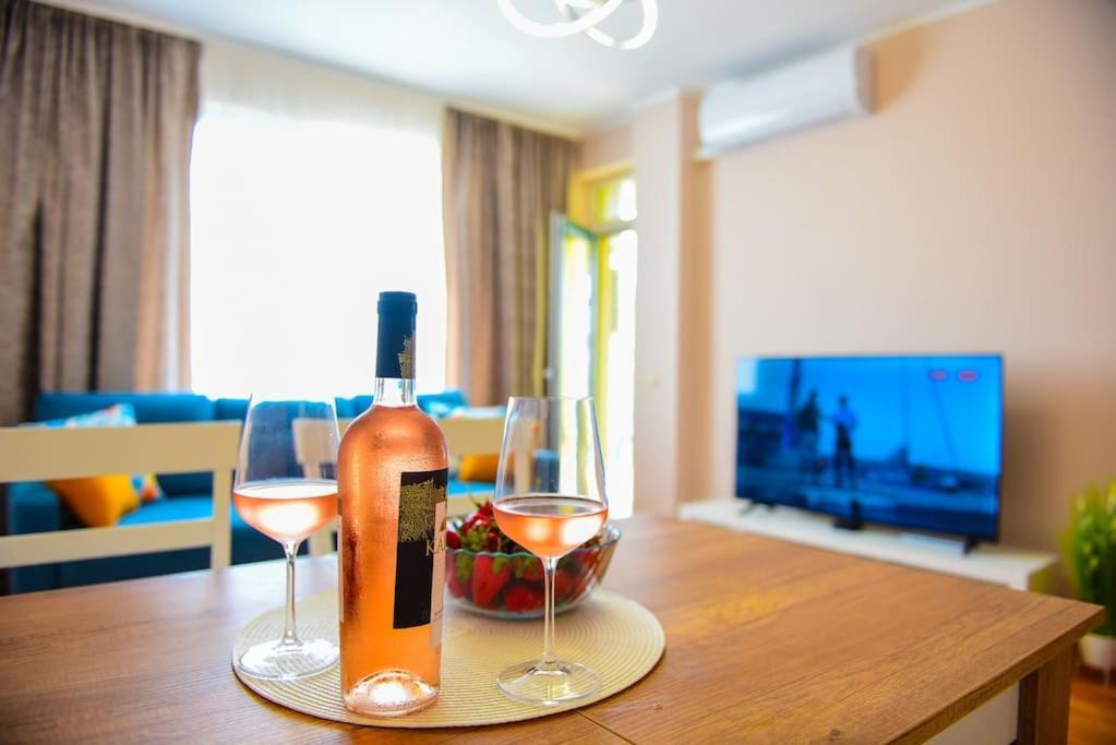 Charming Sunny Apartment+Swimming Pool St. Konstantin og Helena Eksteriør bilde